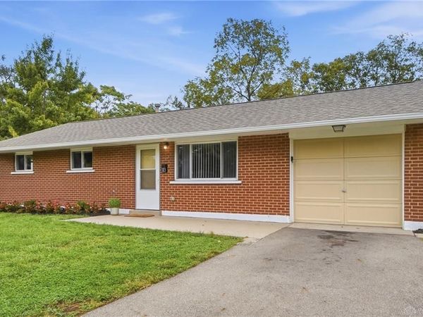 313 Windsor Court, West Carrollton, OH 45449