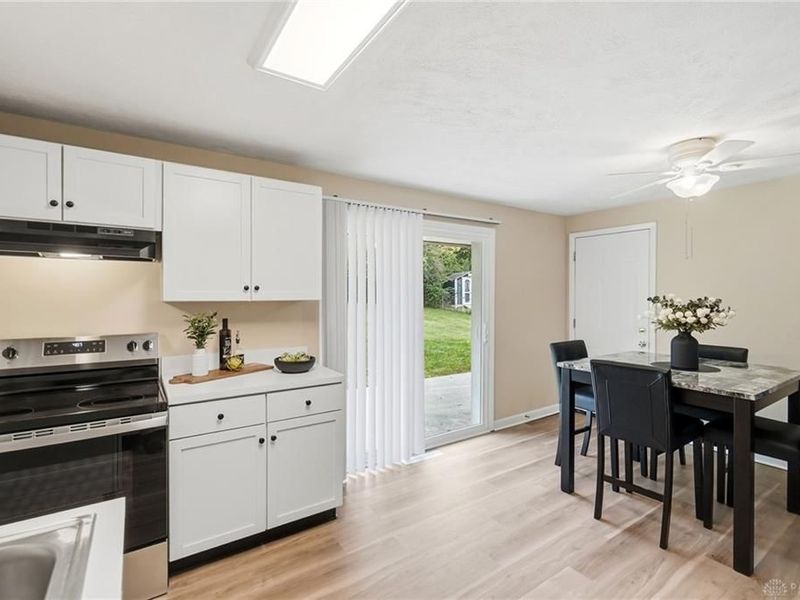 313 Windsor Court, West Carrollton, OH 45449 Photo 18