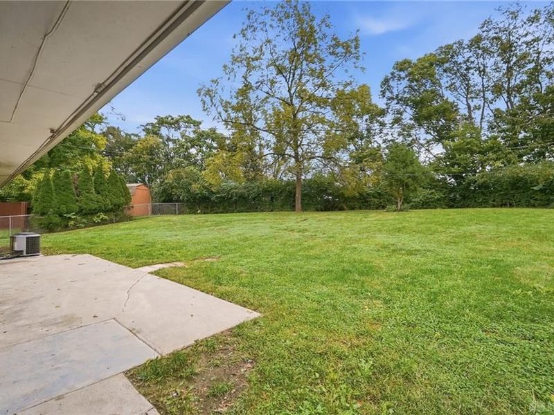 313 Windsor Court, West Carrollton, OH 45449 Photo 39