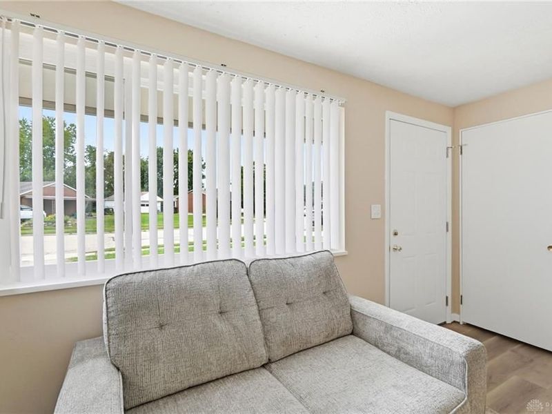 313 Windsor Court, West Carrollton, OH 45449 Photo 6