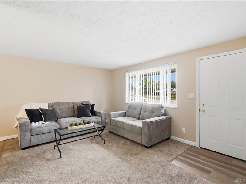 313 Windsor Court, West Carrollton, OH 45449 Photo 8