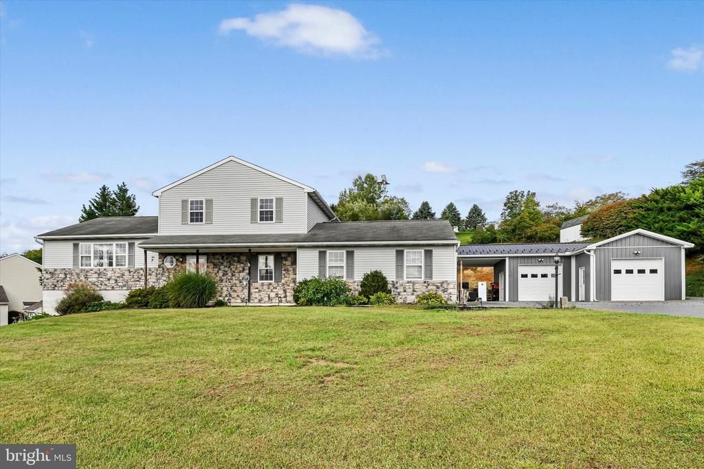 16 JIMMY LEE COURT, MOHRSVILLE, PA 19541
