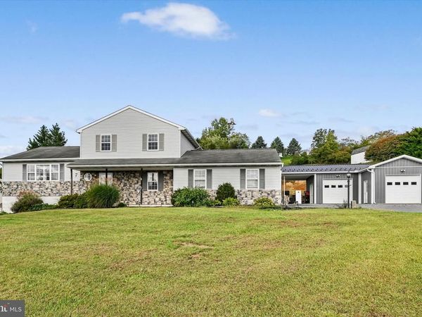 16 JIMMY LEE COURT, MOHRSVILLE, PA 19541