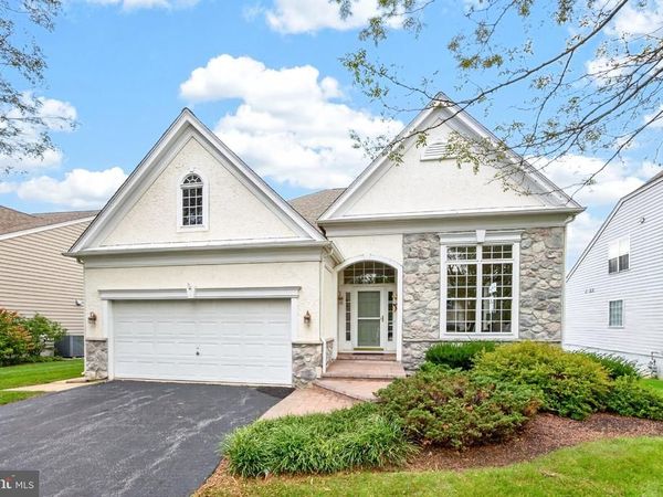 438 LARKSPUR DRIVE, KENNETT SQUARE, PA 19348