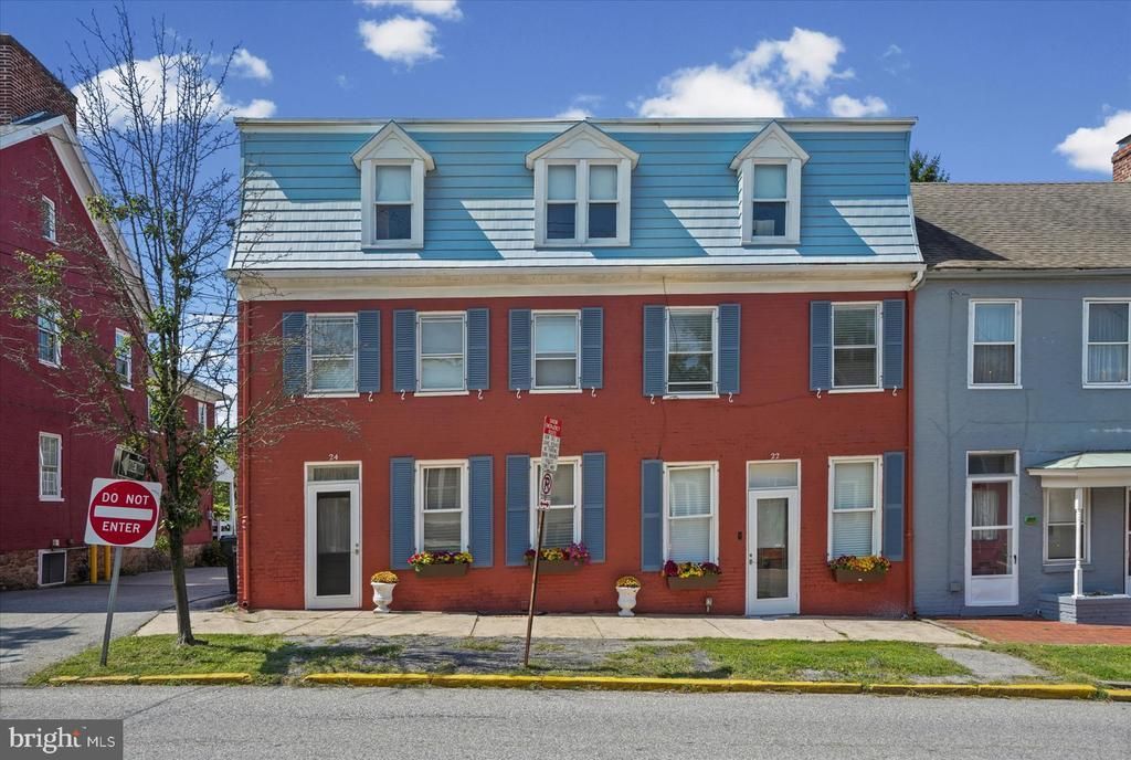 24 S MAIN STREET, SHREWSBURY, PA 17361