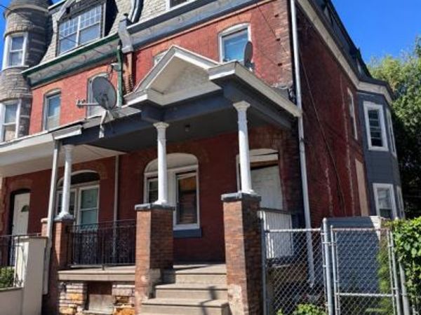 6813 WOODLAND AVENUE , PHILADELPHIA, PA 19142
