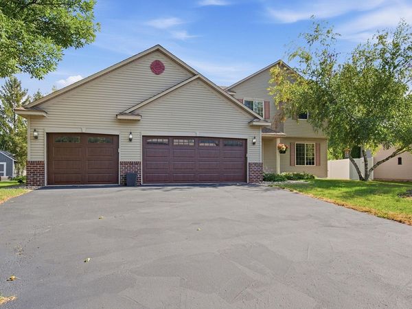 5901 Cardinal Ridge Trail SE, Prior Lake, MN 55372