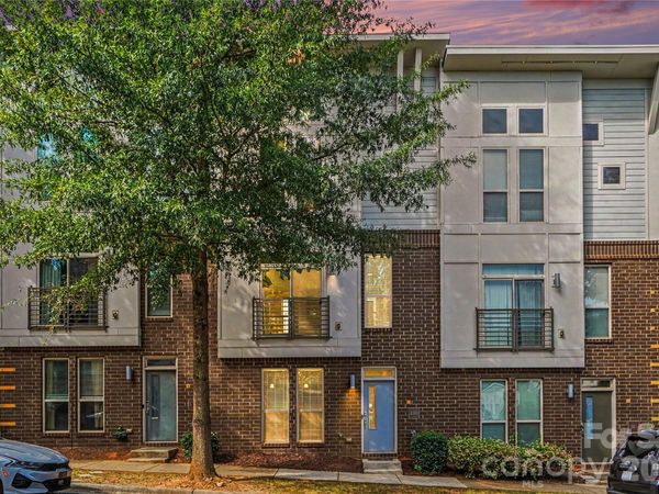 3509 Artists Way, Charlotte, NC 28205