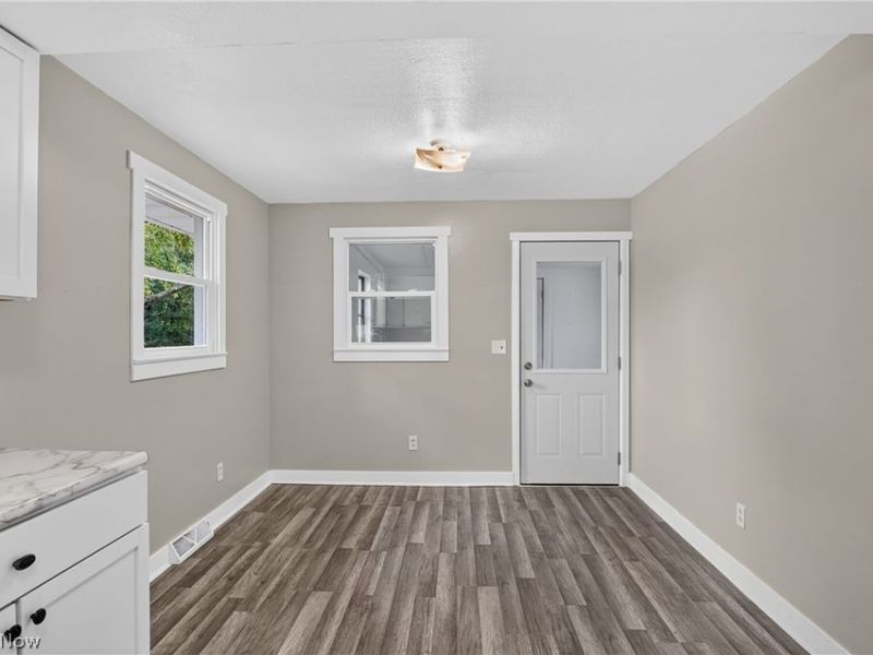 1570 State Route 88, Bristolville, OH 44402 Photo 5