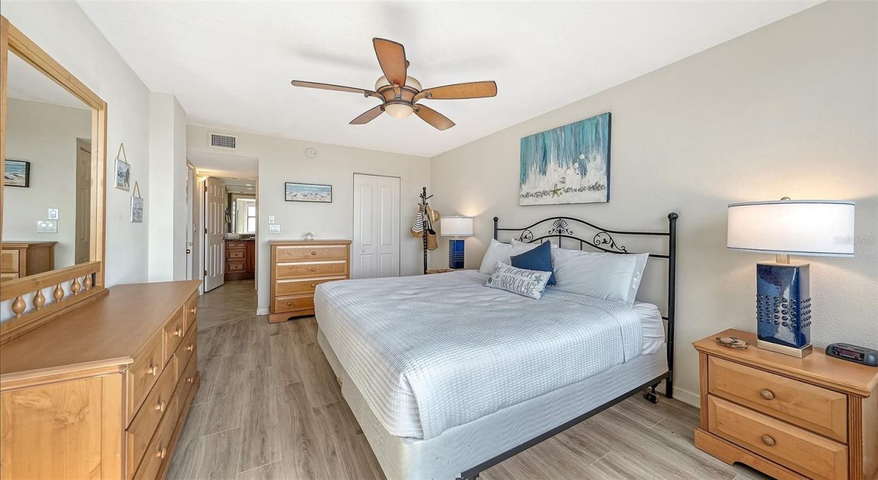 5855 Midnight Pass Road, Unit 605, Sarasota, FL 34242 Photo
