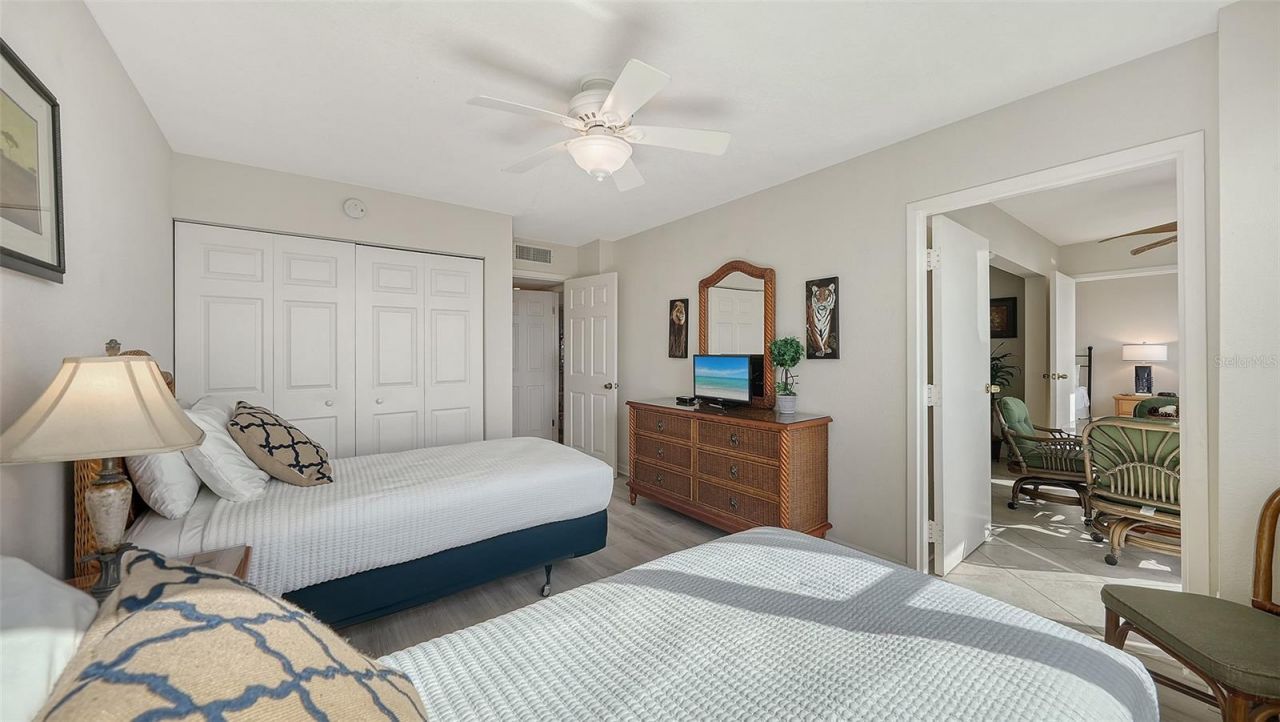 5855 Midnight Pass Road, Unit 605, Sarasota, FL 34242 Photo