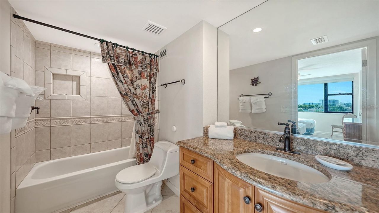 5855 Midnight Pass Road, Unit 605, Sarasota, FL 34242 Photo