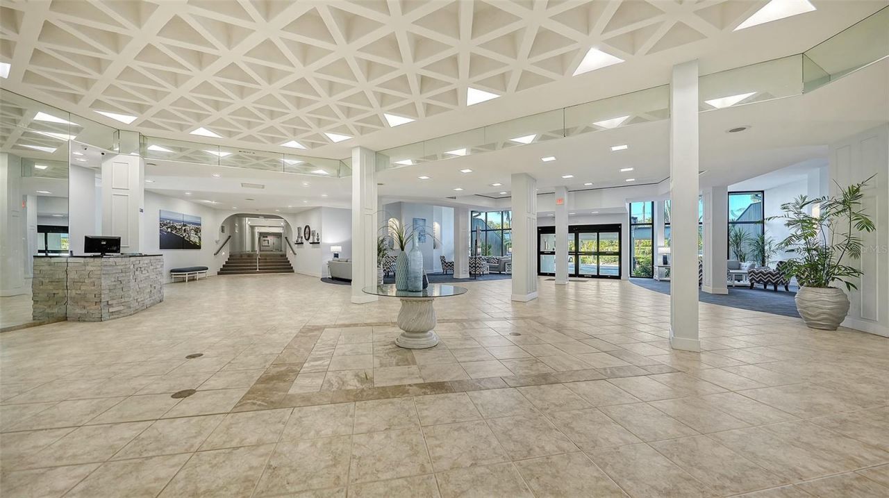 5855 Midnight Pass Road, Unit 605, Sarasota, FL 34242 Photo