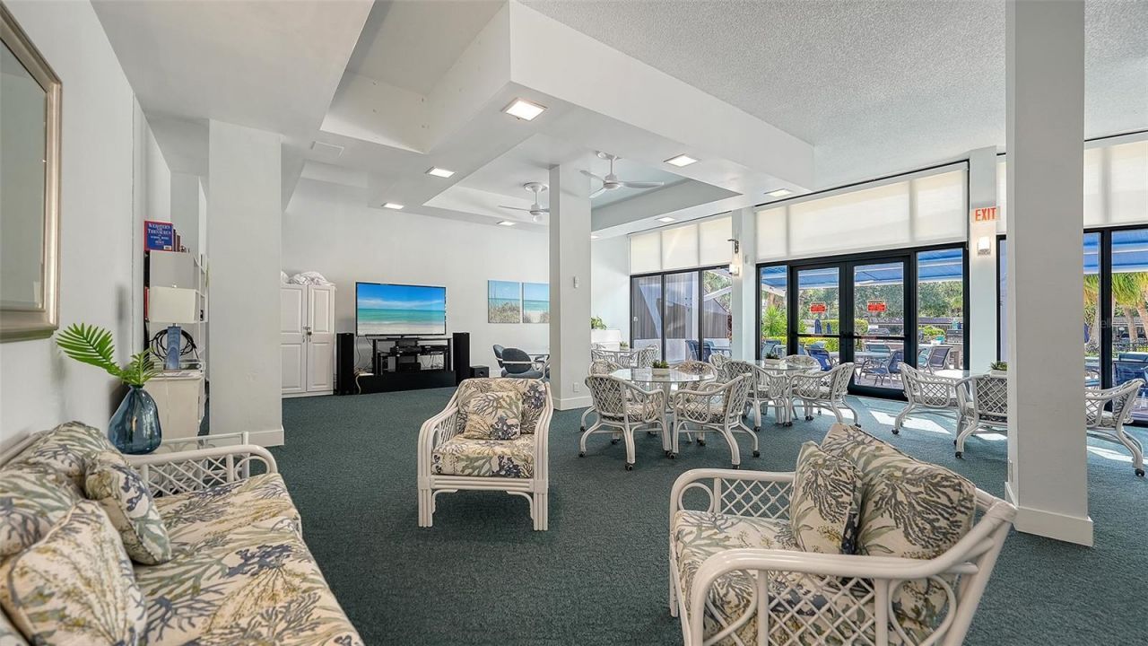5855 Midnight Pass Road, Unit 605, Sarasota, FL 34242 Photo