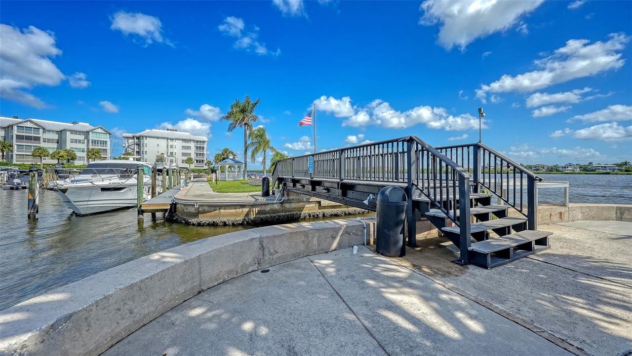 5855 Midnight Pass Road, Unit 605, Sarasota, FL 34242 Photo