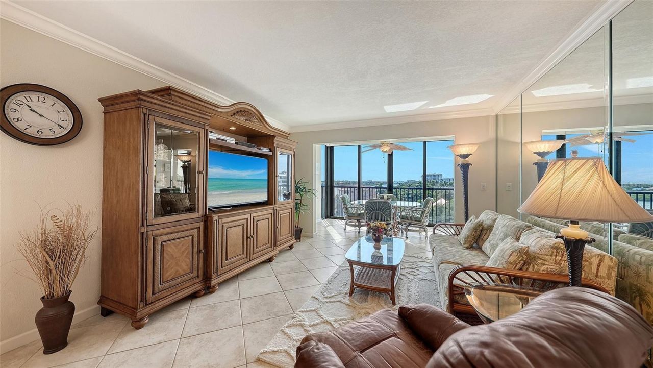 5855 Midnight Pass Road, Unit 605, Sarasota, FL 34242 Photo