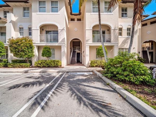 11603 NW 89th St , Unit 213, Doral, FL 33178