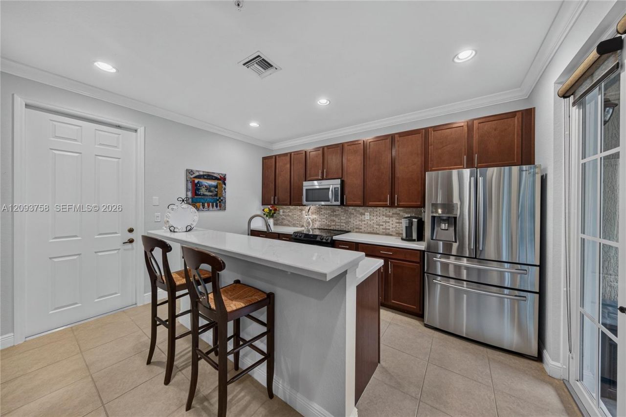 14731 SW 15th Ct, Pembroke Pines, FL 33027 Photo