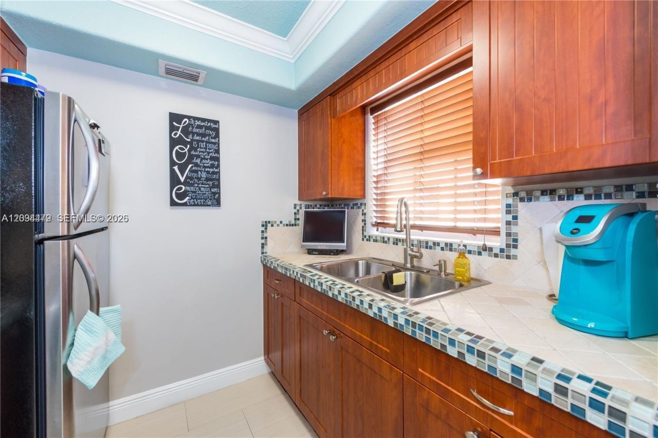 8500 SW 109th Ave, Unit 6-221, Miami, FL 33173 Photo