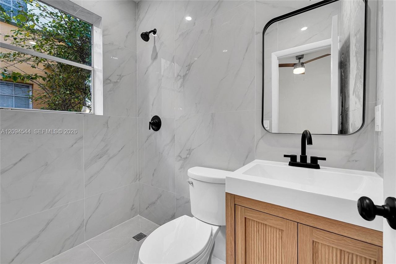 1027 Pennsylvania Ave, Unit 103, Miami Beach, FL 33139 Photo