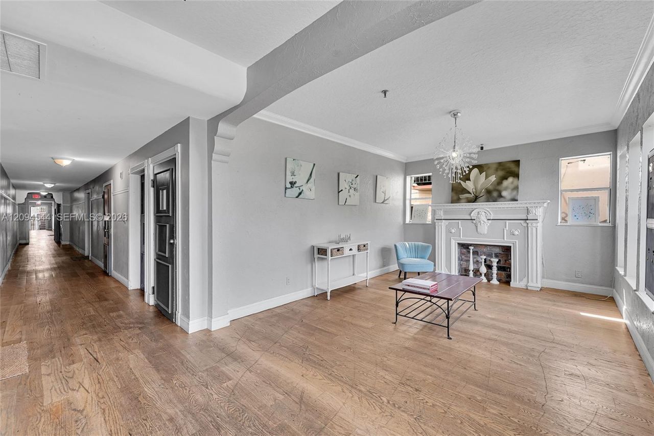 1027 Pennsylvania Ave, Unit 103, Miami Beach, FL 33139 Photo