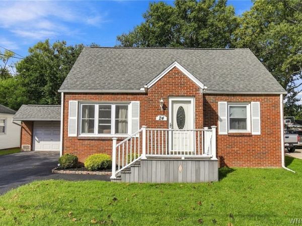 24 Greymont Avenue , West Seneca, NY 14224