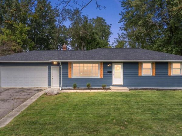 3644 Edinburgh Drive, Kalamazoo, MI 49006