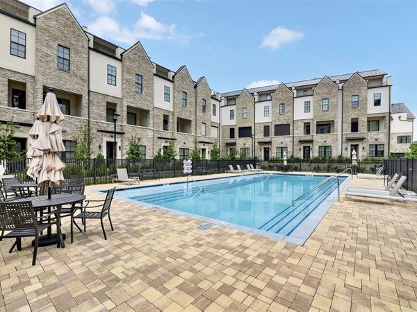 610 Dalton Lane, Irving, TX 75039