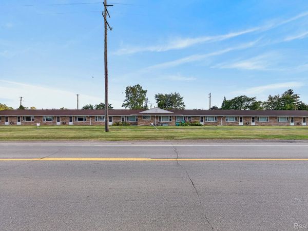 12523 PENNSYLVANIA Road , Unit 2, Riverview, Mi 48193