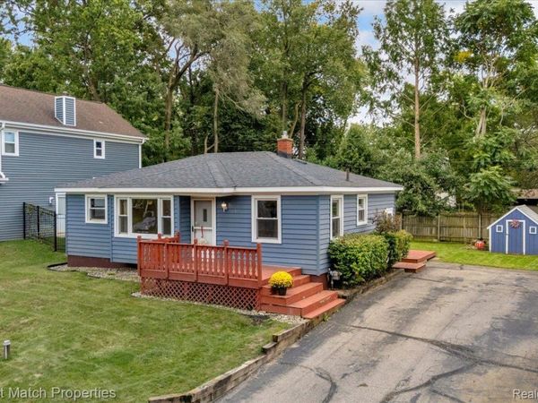 6639 Buckland Avenue, West Bloomfield Township, Mi 48324