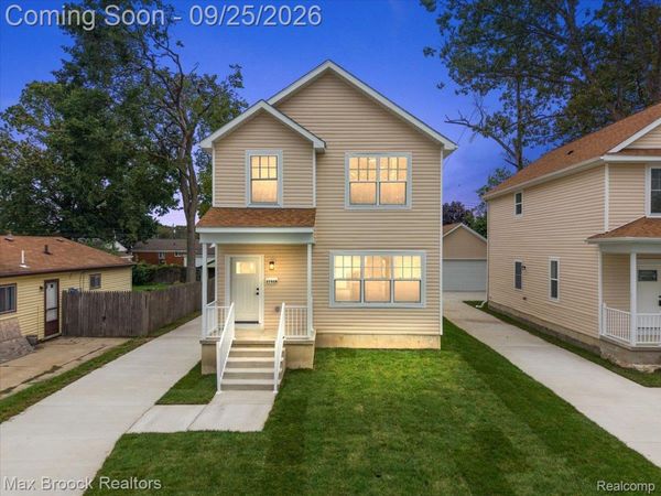 27828 Groveland Street, Madison Heights, Mi 48071