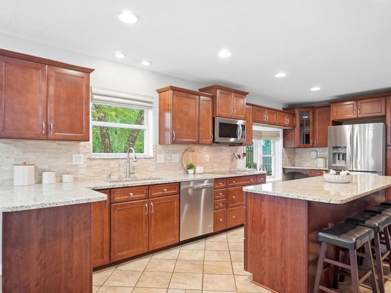 7505 Benderson Drive , Westerville, OH 43082 Photo 13