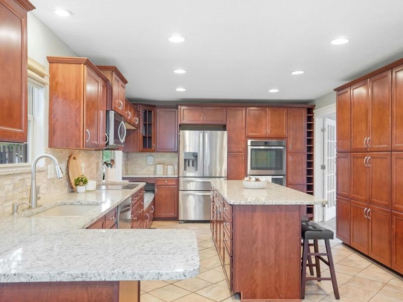 7505 Benderson Drive , Westerville, OH 43082 Photo 14