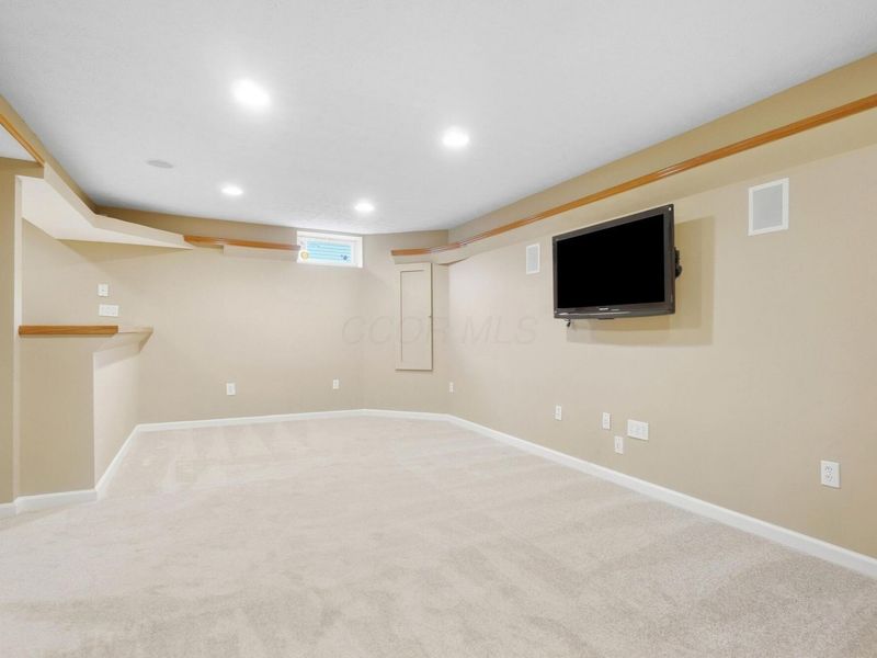7505 Benderson Drive , Westerville, OH 43082 Photo 62