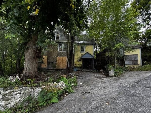 103 Washington Street , Rumford, ME 04276