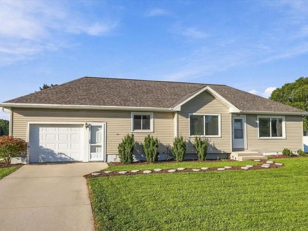 3022 Main AVENUE, Sheboygan, WI 53083
