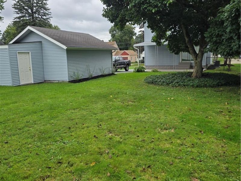 264 5th Street NE, Barberton, OH 44203 Photo 3