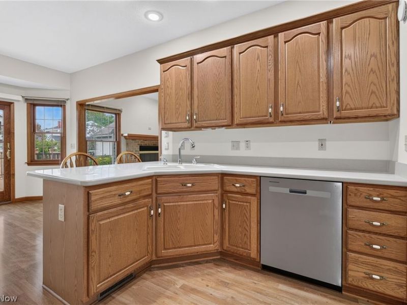 612 Bayberry Road, Lorain, OH 44053 Photo 10