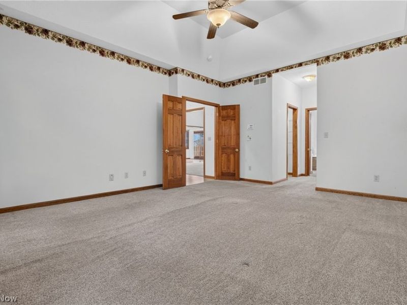 612 Bayberry Road, Lorain, OH 44053 Photo 20