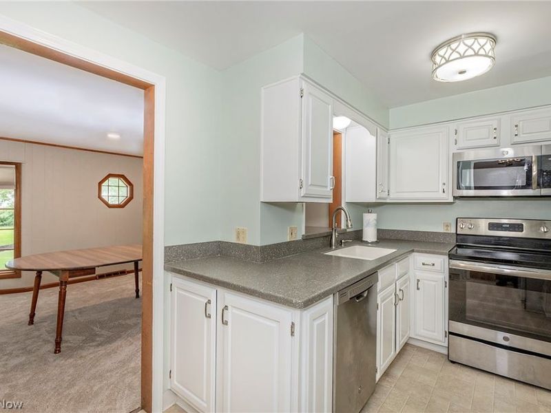 5164 Spencer Road, Lyndhurst, OH 44124 Photo 11