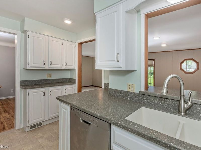 5164 Spencer Road, Lyndhurst, OH 44124 Photo 14