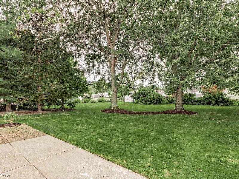 5164 Spencer Road, Lyndhurst, OH 44124 Photo 46