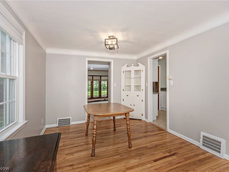 5164 Spencer Road, Lyndhurst, OH 44124 Photo 8