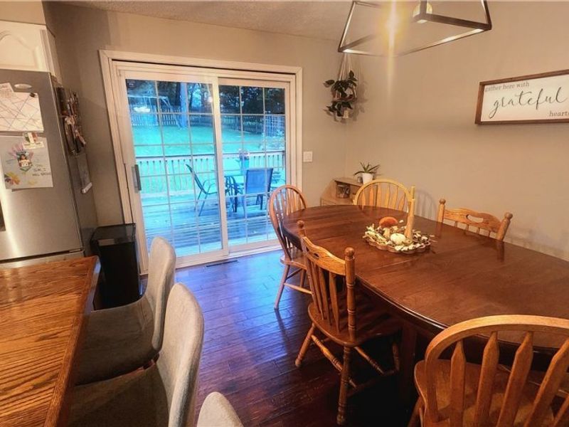 935 Chelsea Drive , Dover, OH 44622 Photo 15