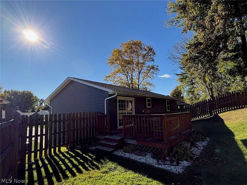 935 Chelsea Drive, Dover, OH 44622 Photo 4