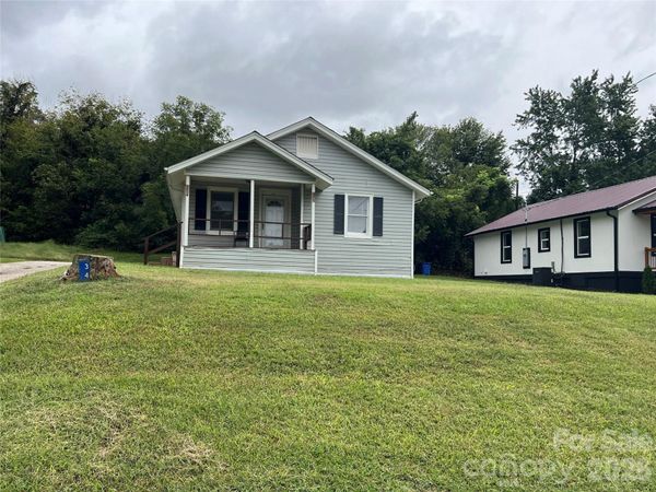 346 N Cleghorn Street , Rutherfordton, NC 28139