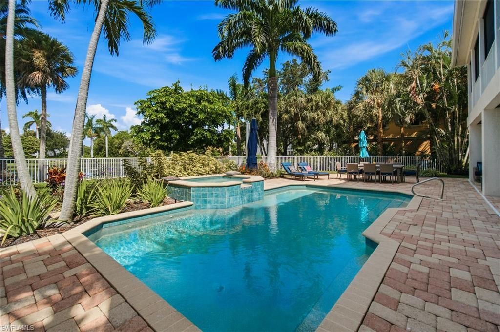 207 San Mateo Dr , Bonita Springs, FL 34134 Photo