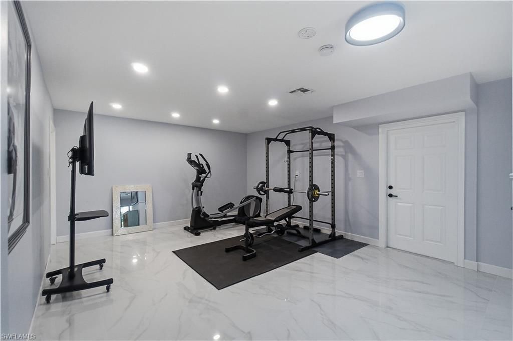 207 San Mateo Dr , Bonita Springs, FL 34134 Photo