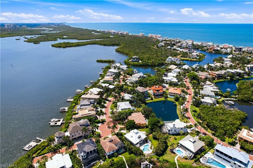 207 San Mateo Dr , Bonita Springs, FL 34134 Photo