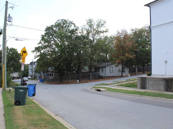 223 S Cross Avenue , Fayetteville, AR 72701